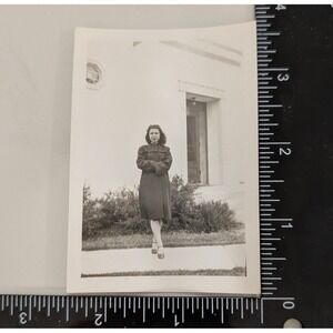 1940s Snapshot Beautiful Woman Midwest Peep Toe Heels Fashion Photo 2.5 x 3.5"